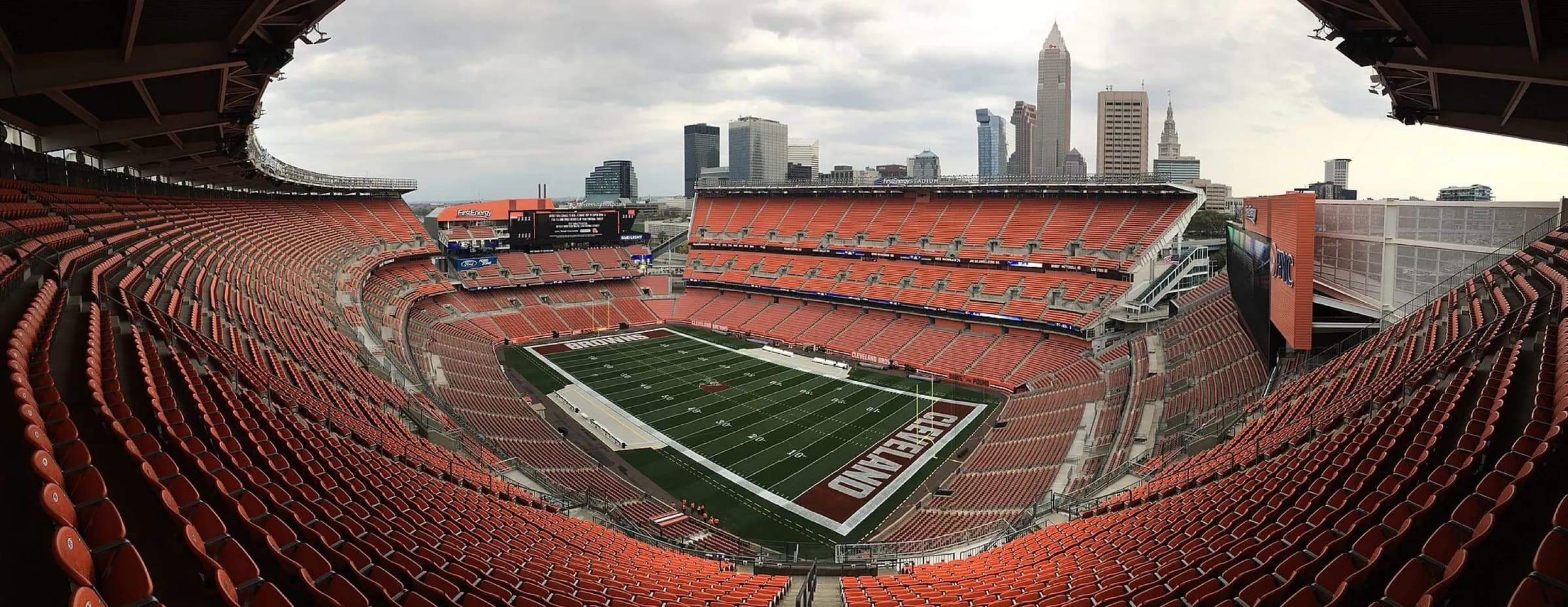 Huntington Bank Field — FirstEnergy Stadium panorama 2016.