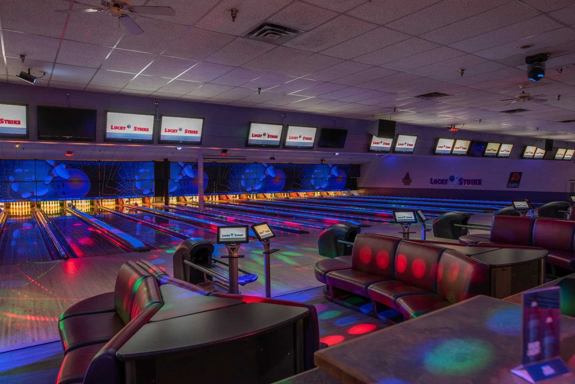 Lucky Strike Sinking Spring — documentary venue view.