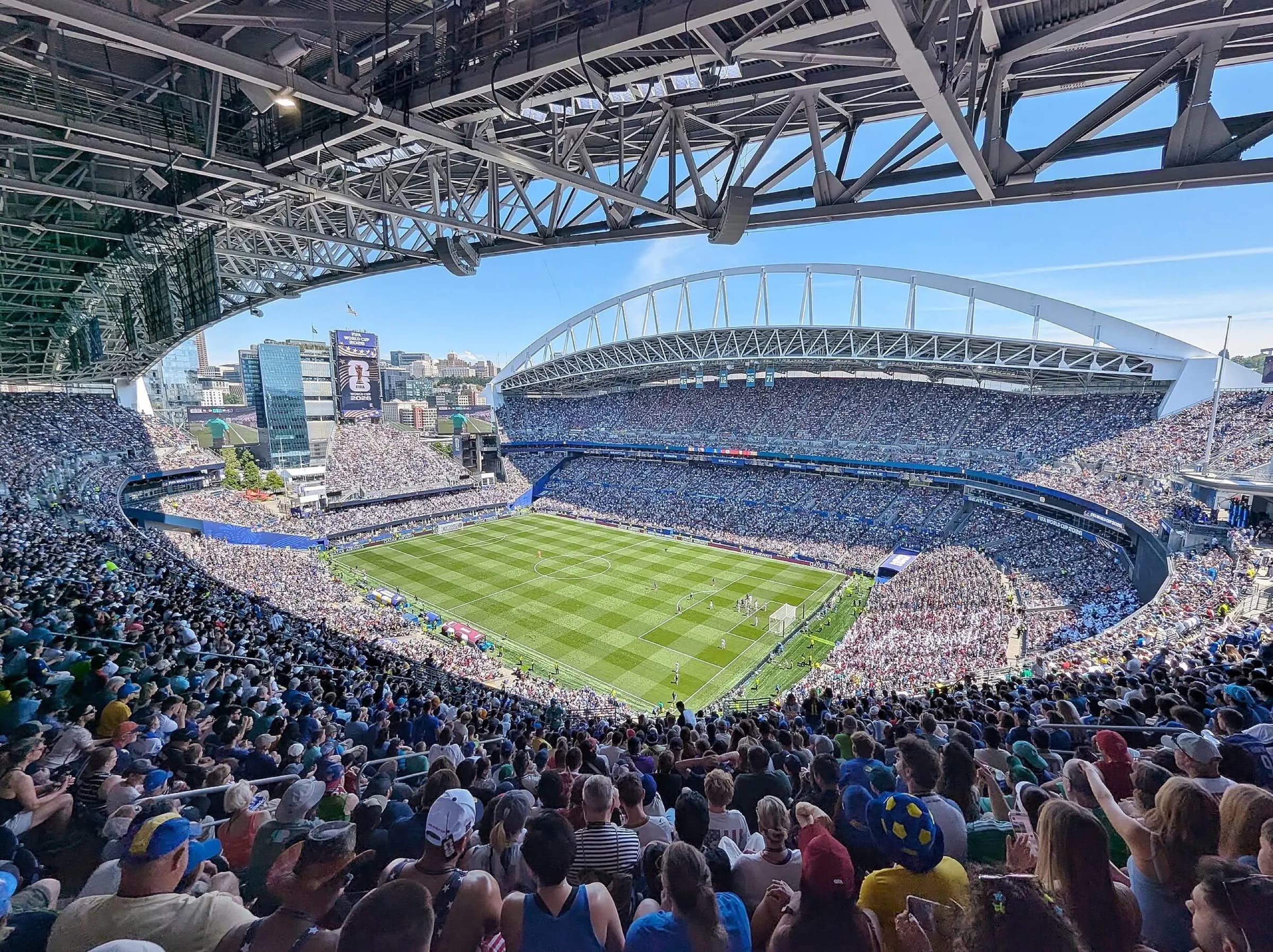 Wide view of Lumen Field.