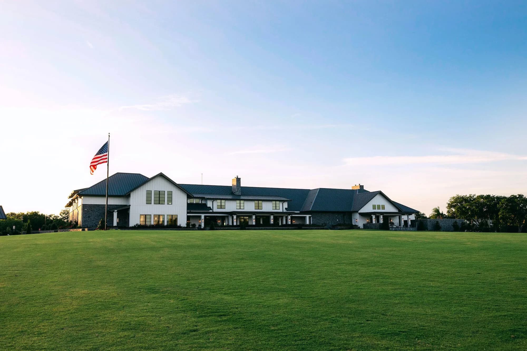 Pelican Golf Club — documentary venue view.