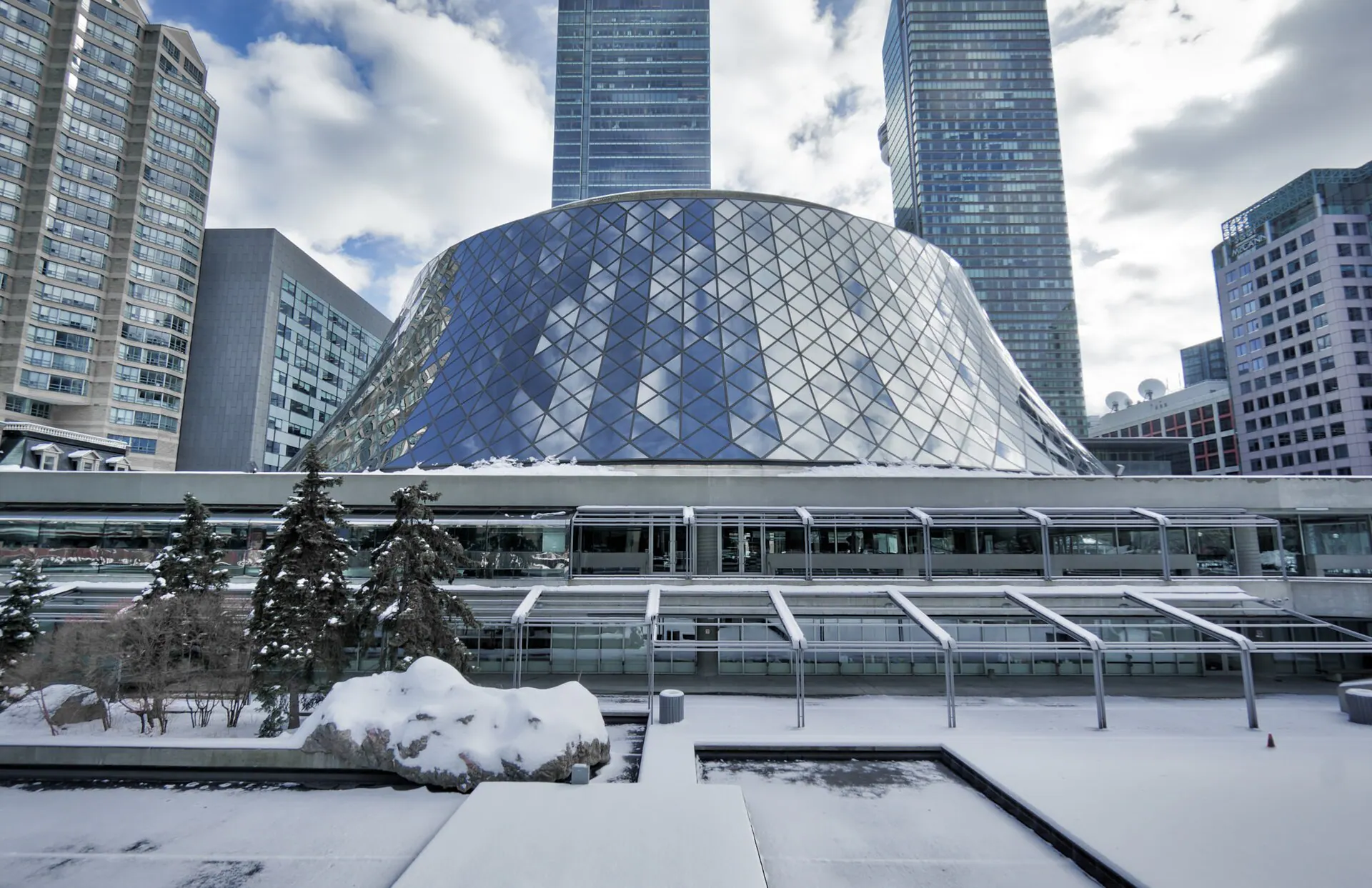 Exterior view at Roy Thomson Hall in Toronto, ON