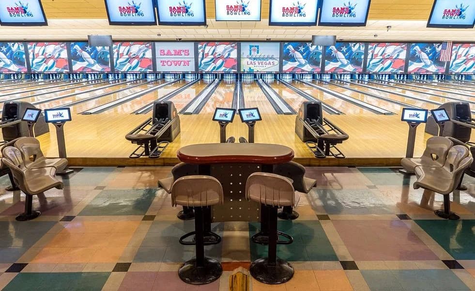 Sam's Town Bowling Center — documentary venue view.