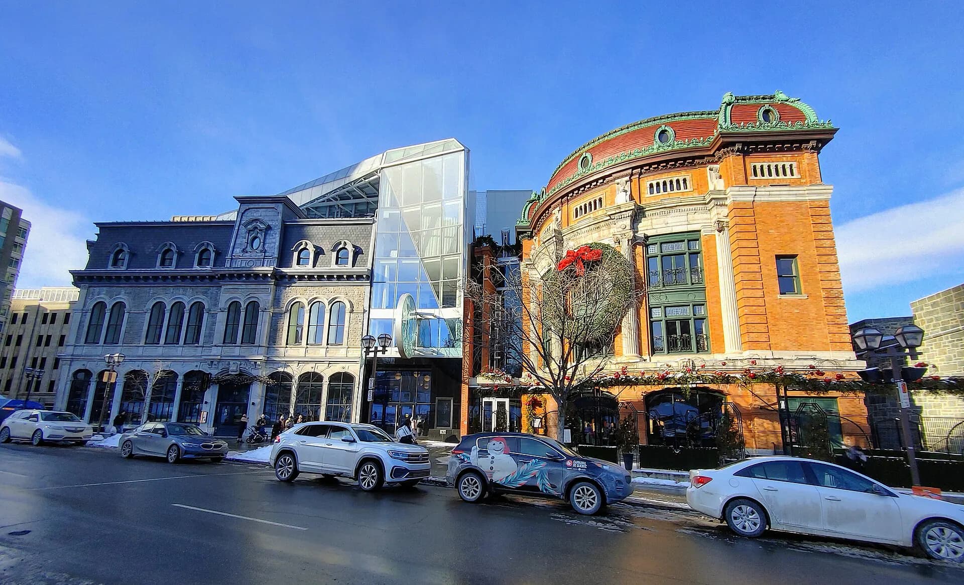Wide street view of Theatre Capitole and its Old Quebec block