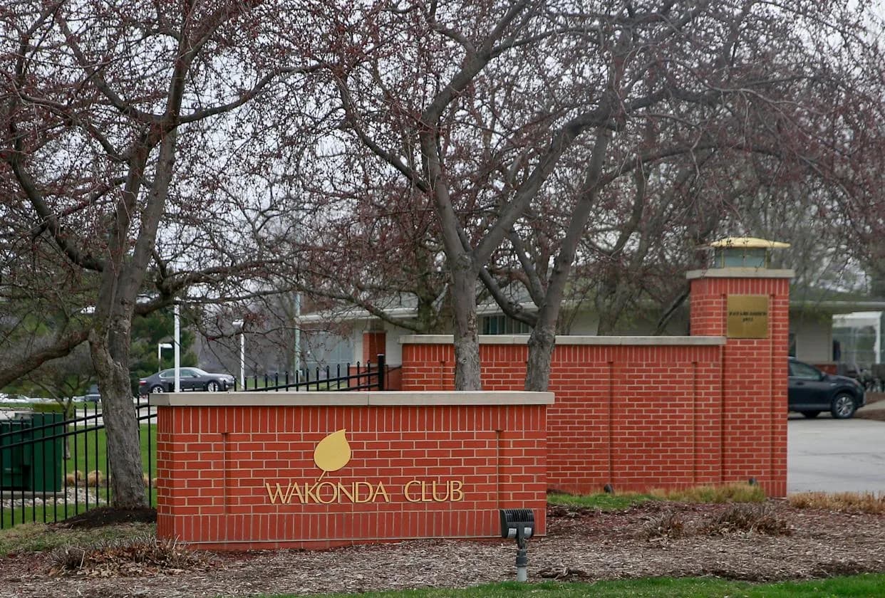 Wakonda Club — documentary venue view.